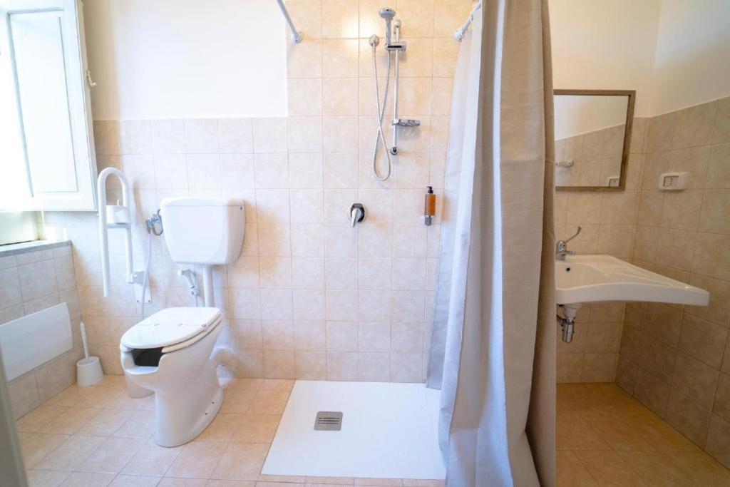 Ballaro' Hotel - Budget Room Palermo Esterno foto
