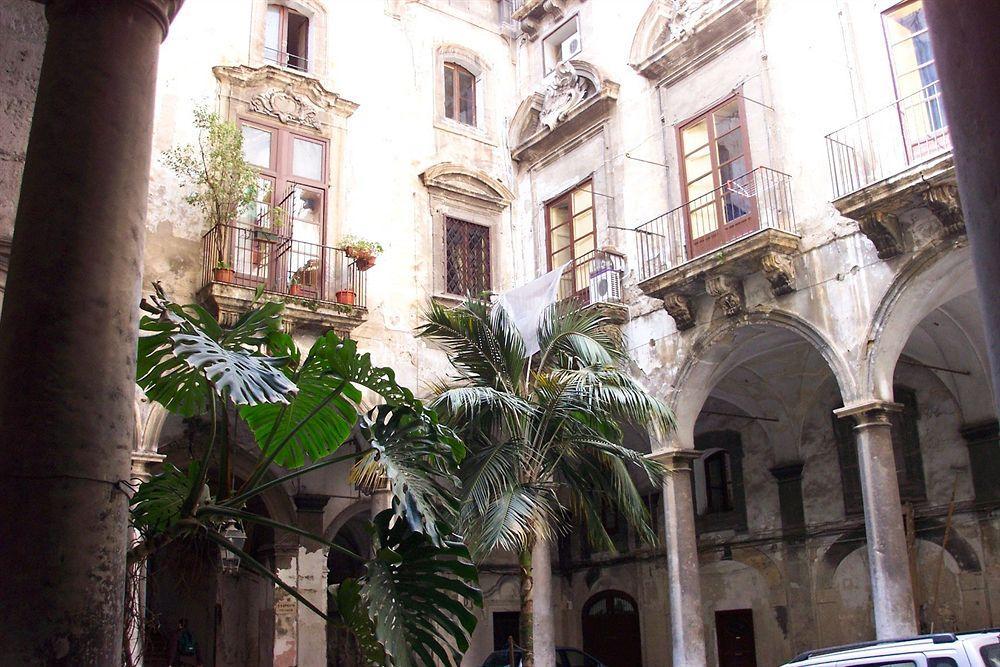 Ballaro' Hotel - Budget Room Palermo Esterno foto